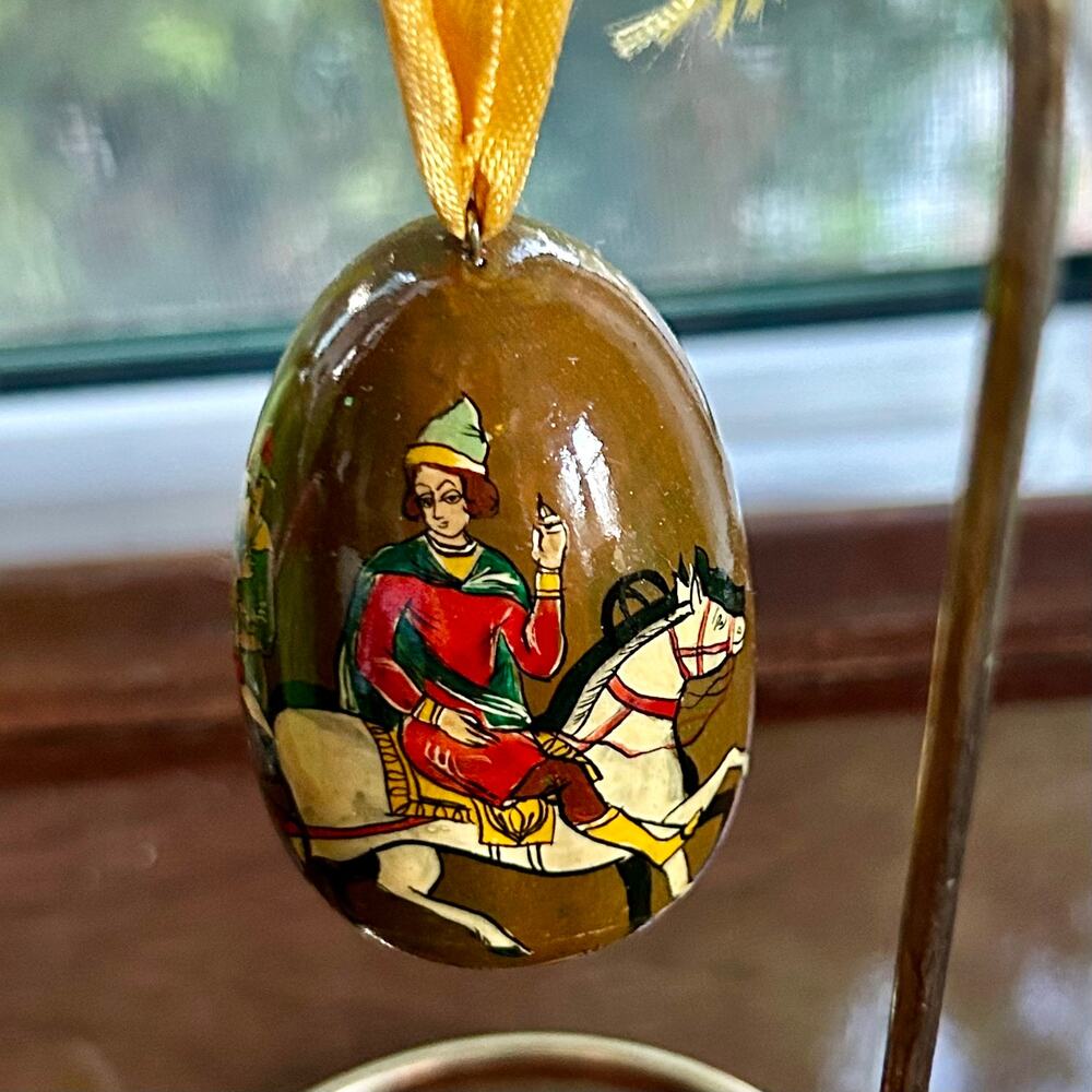 Vintage Wooden Hand Painted, Lacquered Egg with Painted Royal Carriage Artwork